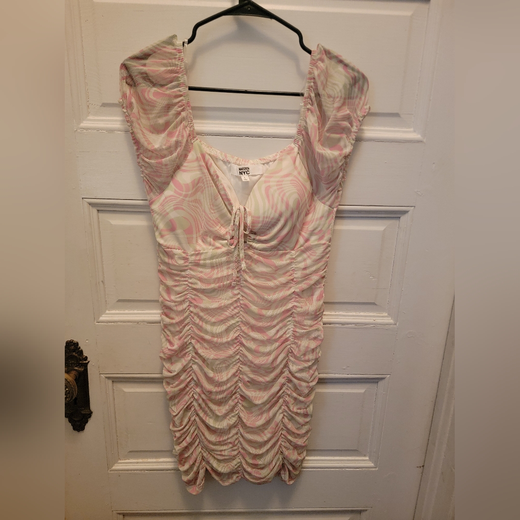 Madden Bodycon Mini Swirl Patterned Ruched Dress